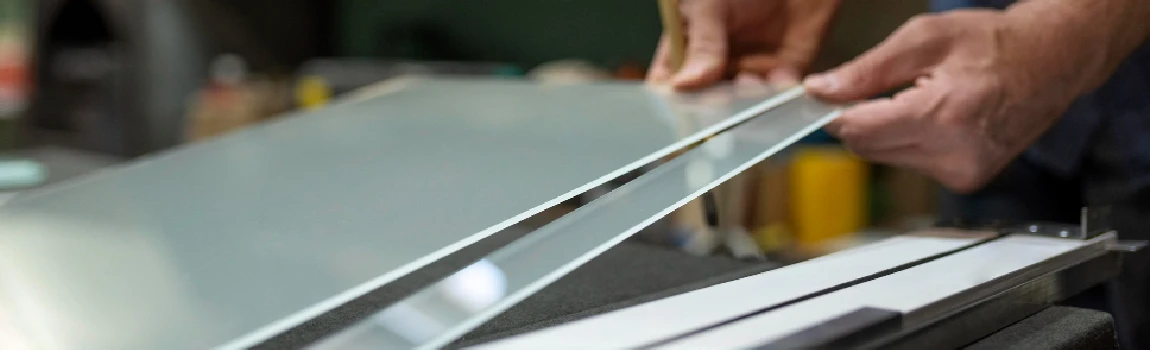 Emergency Glass Repair for Hospitality Businesses in Glenvar Heights, FL